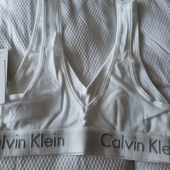 BRAND NEW CALVIN KLEIN UNLINED BRALETTE SIZE S - Picture 4 of 6